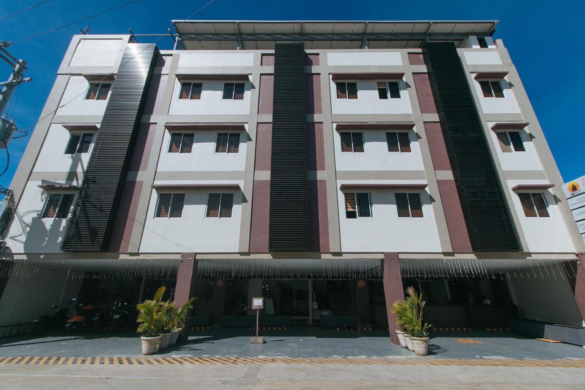 Reddoorz @ Leoncia Apartelle 曼达维市 外观 照片