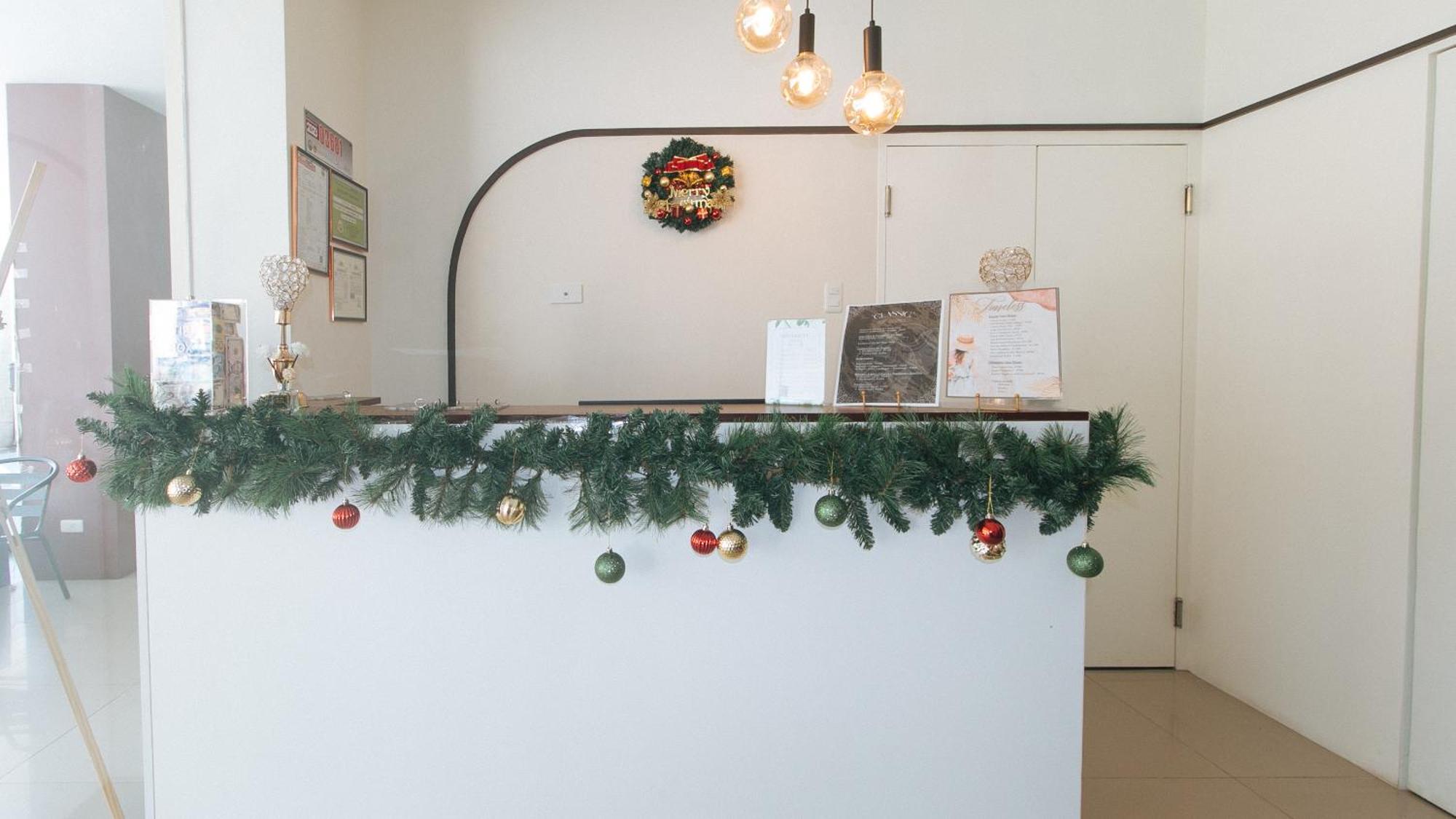 Reddoorz @ Leoncia Apartelle 曼达维市 外观 照片